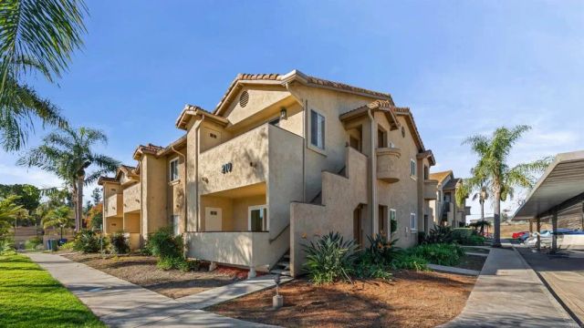210 Woodland Parkway 138, San Marcos, CA 92069