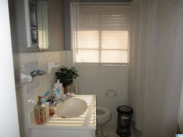 1505 COLLIER DRIVE, Midfield, AL 35228