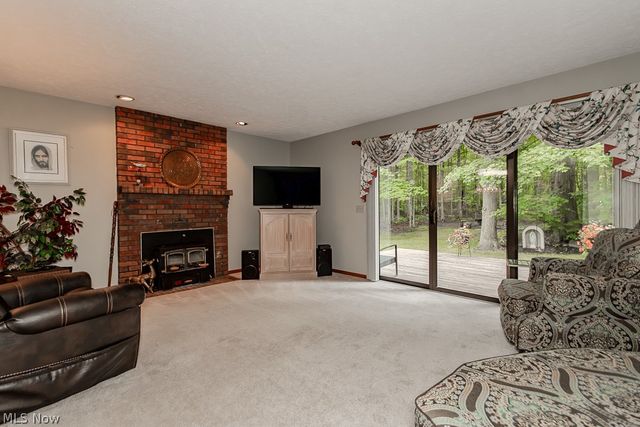9731 Riverwood Lane, Auburn, OH 44023