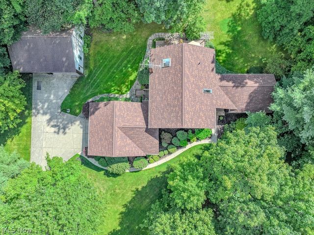 9731 Riverwood Lane, Auburn, OH 44023