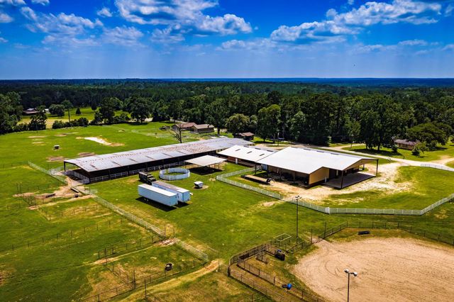 838 State Highway 150, New Waverly, TX 77358