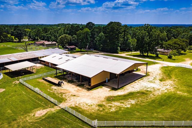 838 State Highway 150, New Waverly, TX 77358