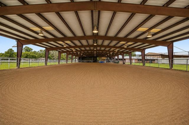 838 State Highway 150, New Waverly, TX 77358