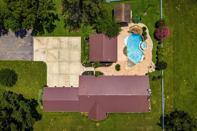 838 State Highway 150, New Waverly, TX 77358