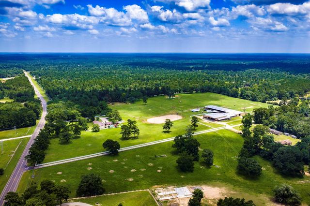838 State Highway 150, New Waverly, TX 77358