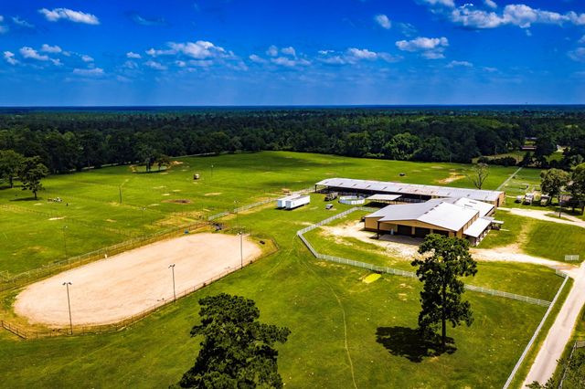 838 State Highway 150, New Waverly, TX 77358