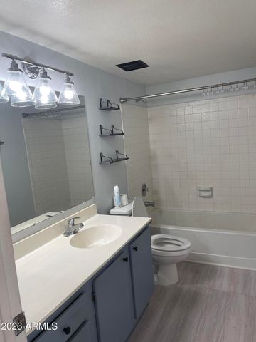 14002 N 49th Avenue 1054, Glendale, AZ 85306