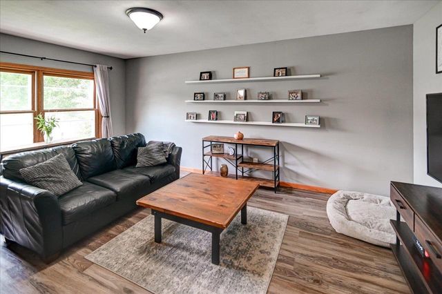 328 Rutland Avenue, Brooklyn, WI 53521