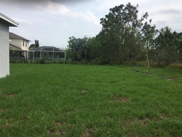 5810 NW Coosa Drive, Port St. Lucie, Port St Lucie, FL 34986