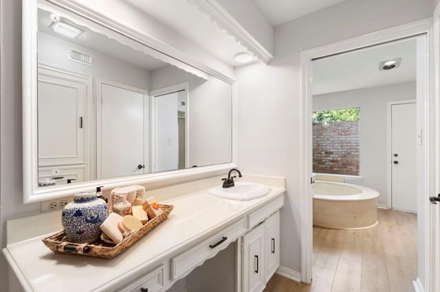 13603 Foxmoor Lane, Houston, TX 77069