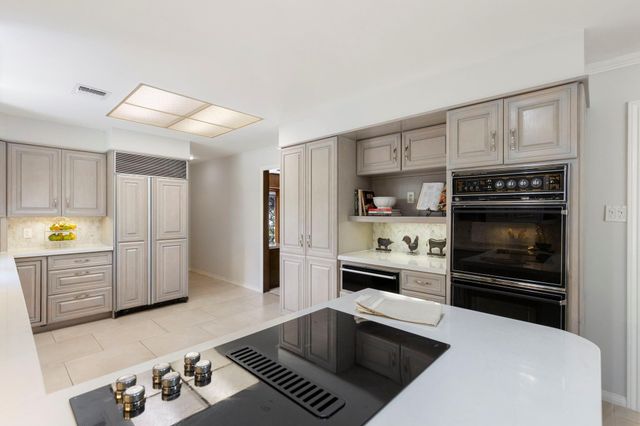 13603 Foxmoor Lane, Houston, TX 77069