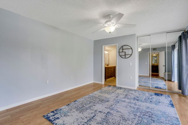 2404 24th Way, West Palm Beach, FL 33407