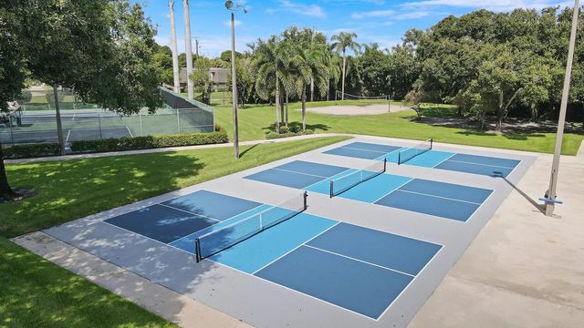 2404 24th Way, West Palm Beach, FL 33407