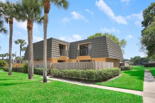 2404 24th Way, West Palm Beach, FL 33407