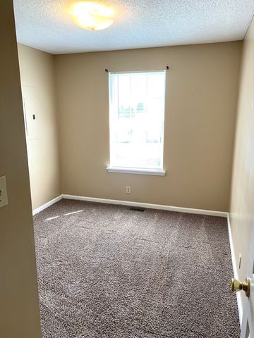 101 Grant Ave, Oak Grove, KY 42262