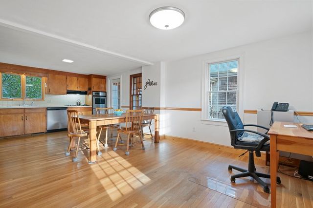 62 Teakettle Ln, Duxbury, MA 02332