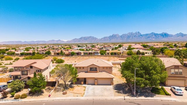 2472 Tuscan Hills Lane, Las Cruces, NM 88011