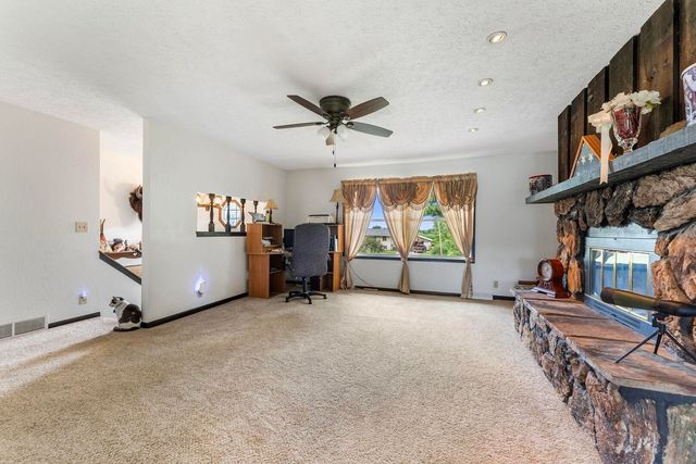 25622 1ST Avenue, Hillsdale, IL 61257