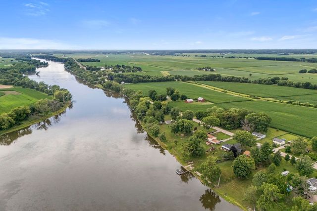 25622 1ST Avenue, Hillsdale, IL 61257