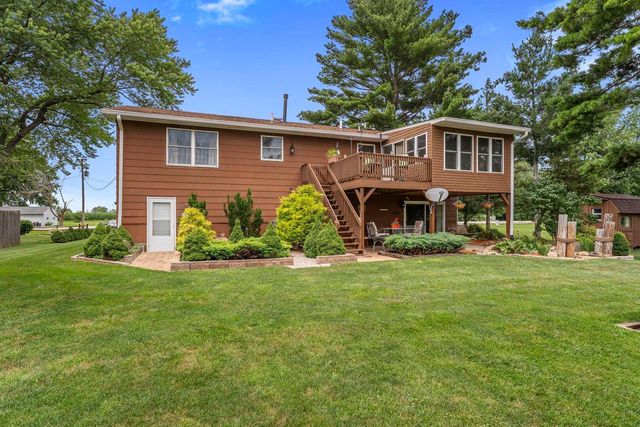 25622 1ST Avenue, Hillsdale, IL 61257