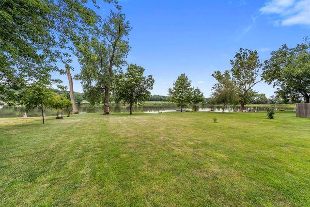 25622 1ST Avenue, Hillsdale, IL 61257