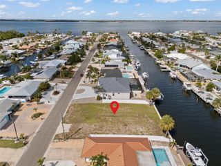 4007 COCONUT TERRACE, Bradenton, FL 34210