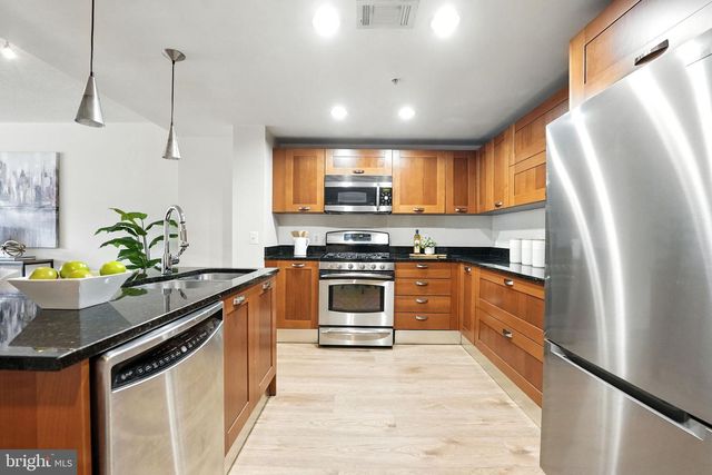 2451 MIDTOWN AVE #316, Alexandria, VA 22303