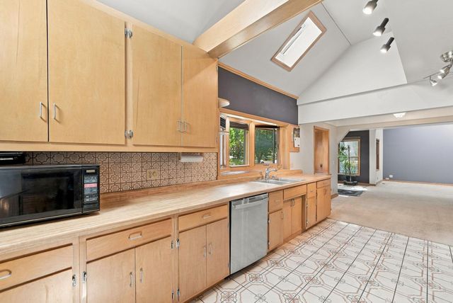 3549 Orchard Avenue N, Crystal, MN 55422