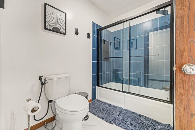 931 Evergreen Lane, Schererville, IN 46375