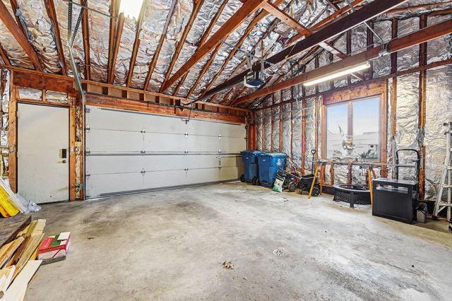 931 Evergreen Lane, Schererville, IN 46375