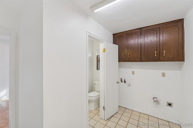 9522 E 36th Street, Tulsa, OK 74145