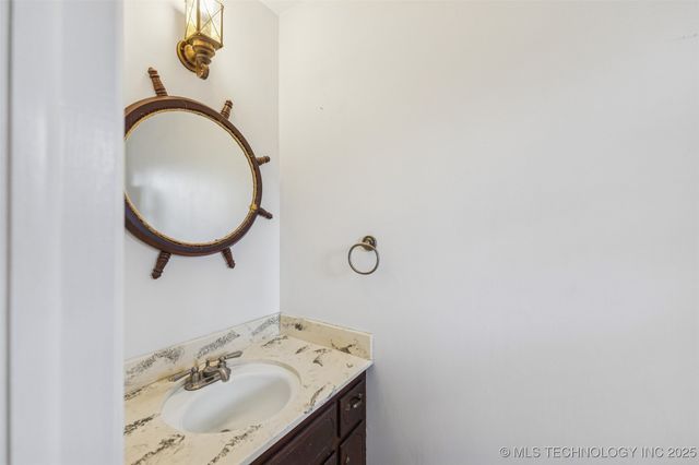 9522 E 36th Street, Tulsa, OK 74145