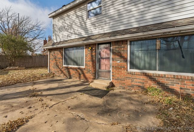 9522 E 36th Street, Tulsa, OK 74145