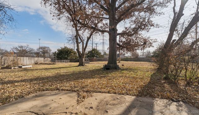 9522 E 36th Street, Tulsa, OK 74145