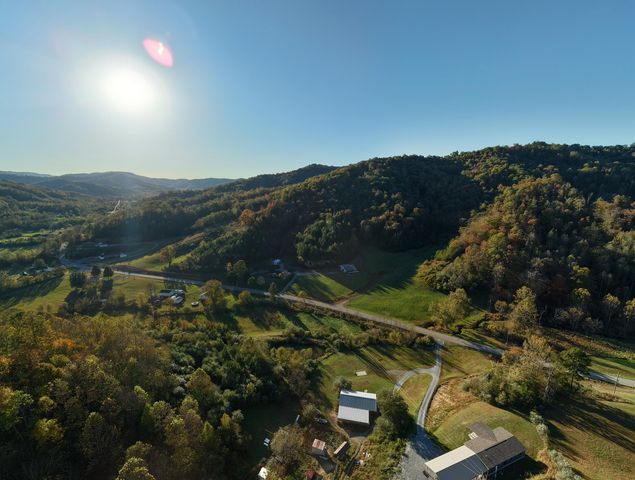 6270 KY 1809, Barbourville, KY 40906