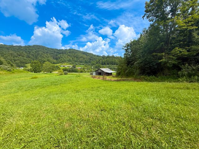 6270 KY 1809, Barbourville, KY 40906