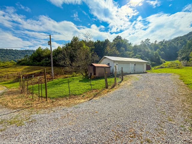 6270 KY 1809, Barbourville, KY 40906