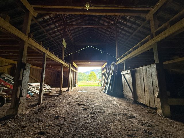 6270 KY 1809, Barbourville, KY 40906