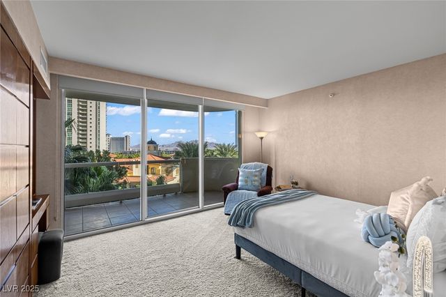 2877 Paradise Road 504, Las Vegas, NV 89109