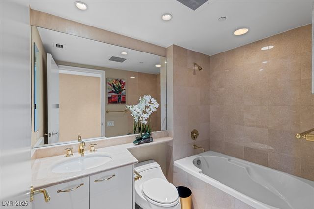 2877 Paradise Road 504, Las Vegas, NV 89109