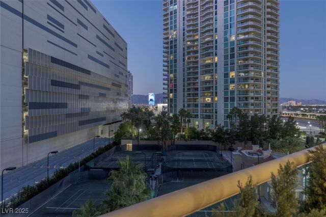 2877 Paradise Road 504, Las Vegas, NV 89109