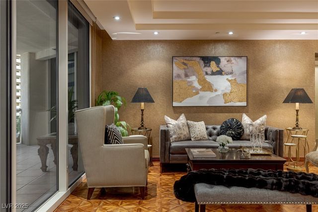 2877 Paradise Road 504, Las Vegas, NV 89109