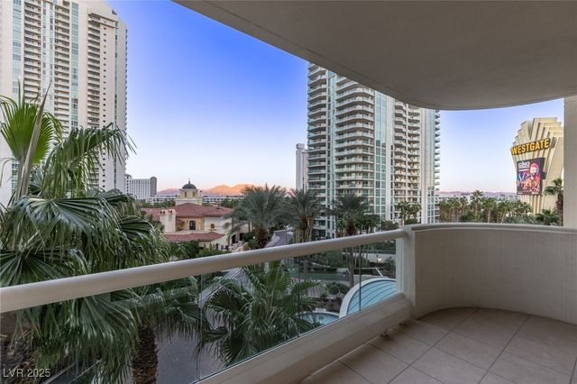 2877 Paradise Road 504, Las Vegas, NV 89109