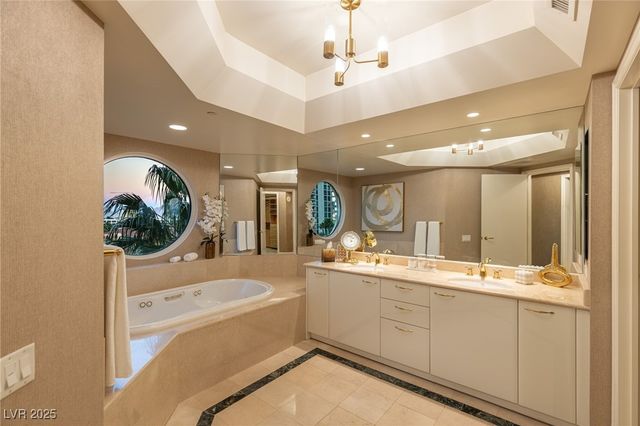 2877 Paradise Road 504, Las Vegas, NV 89109