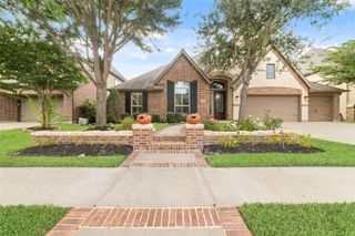 17311 Heron Crest Drive, Cypress, TX 77433