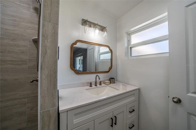 831 NE 41ST AVENUE, Ocala, FL 34470