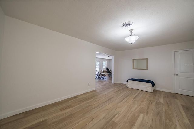 831 NE 41ST AVENUE, Ocala, FL 34470