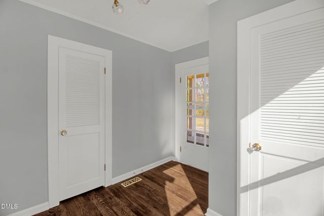 2200 W 3rd Street, Siler City, NC 27344