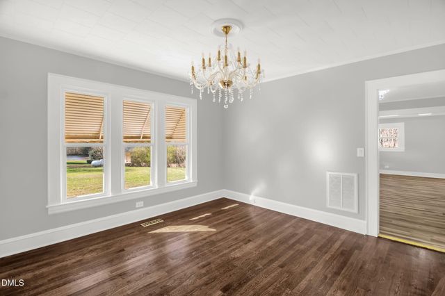 2200 W 3rd Street, Siler City, NC 27344