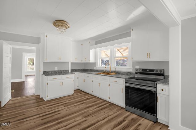 2200 W 3rd Street, Siler City, NC 27344